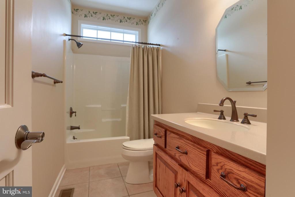 116 N MINE RD L-0002