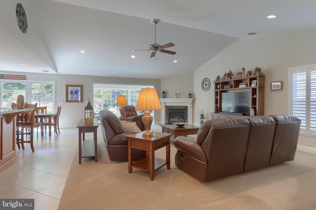 1013 NORTHGATE DRIVE