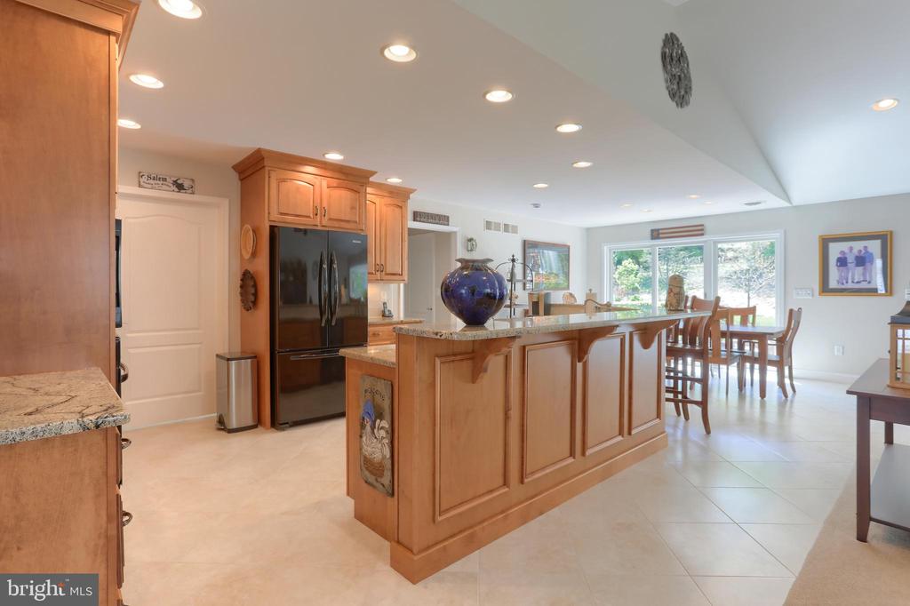 1013 NORTHGATE DRIVE