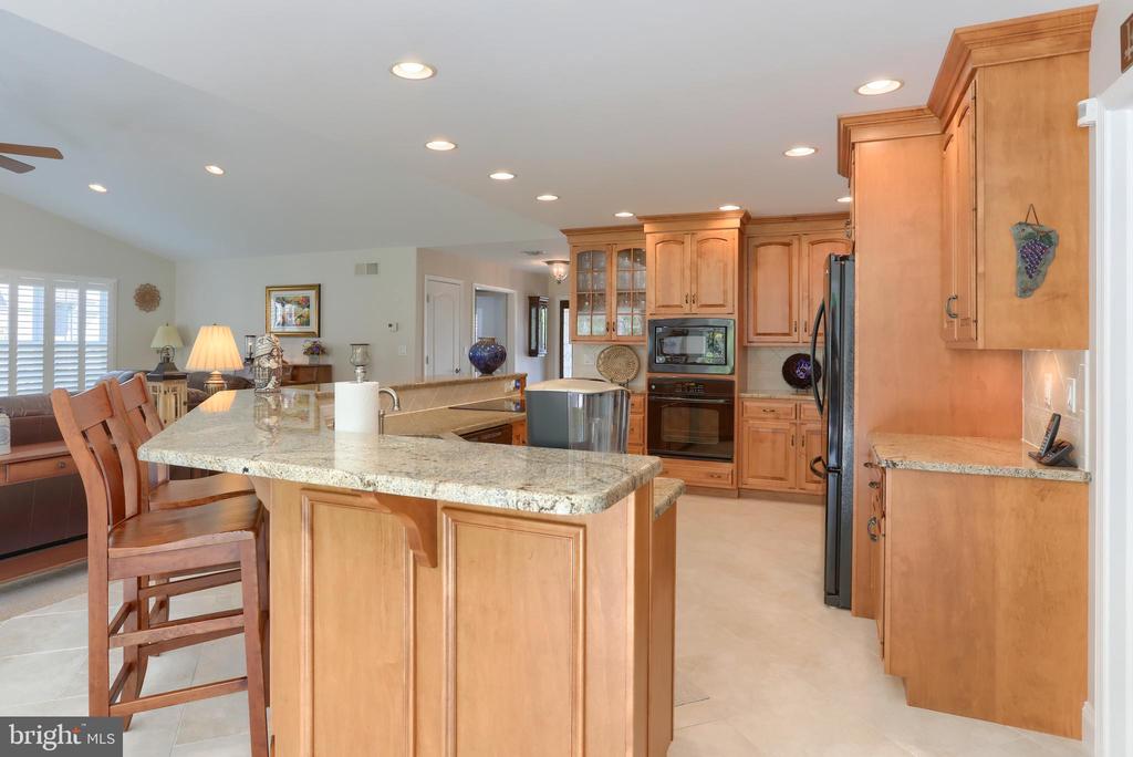 1013 NORTHGATE DRIVE