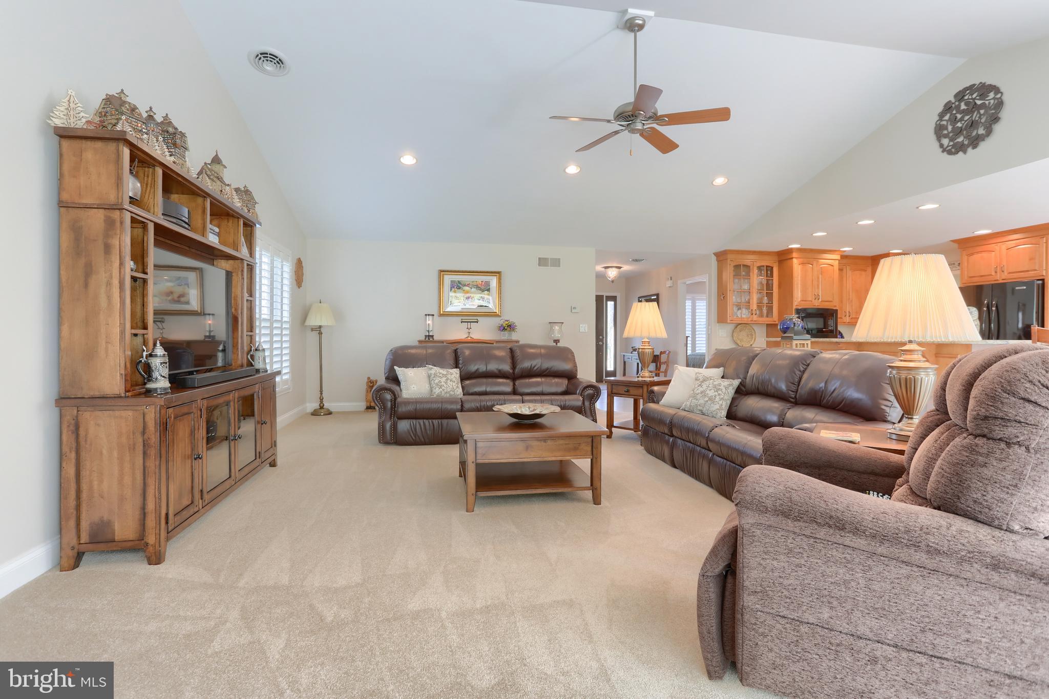 1013 NORTHGATE DRIVE