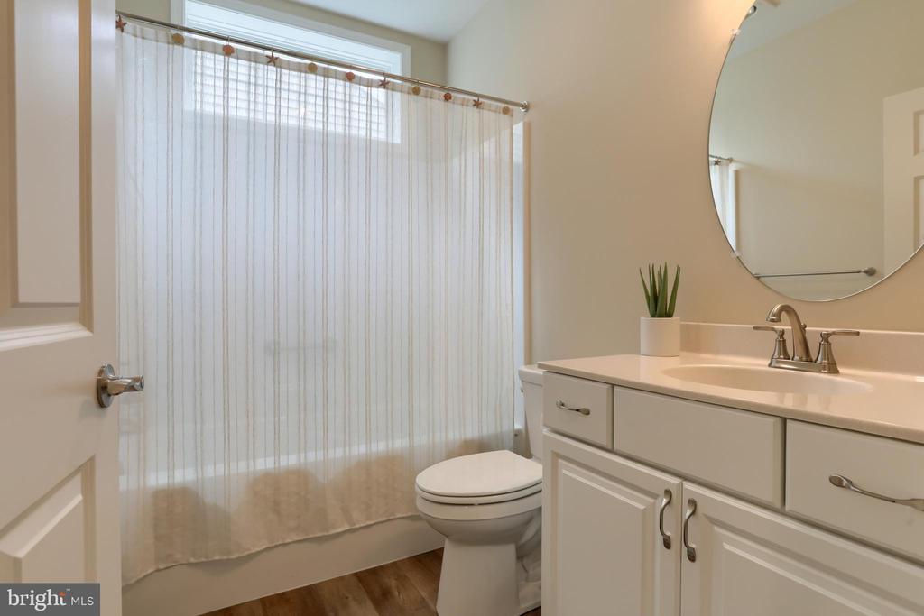 456 STONE GATE BLVD L-0154