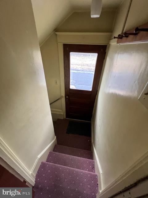 52 High St