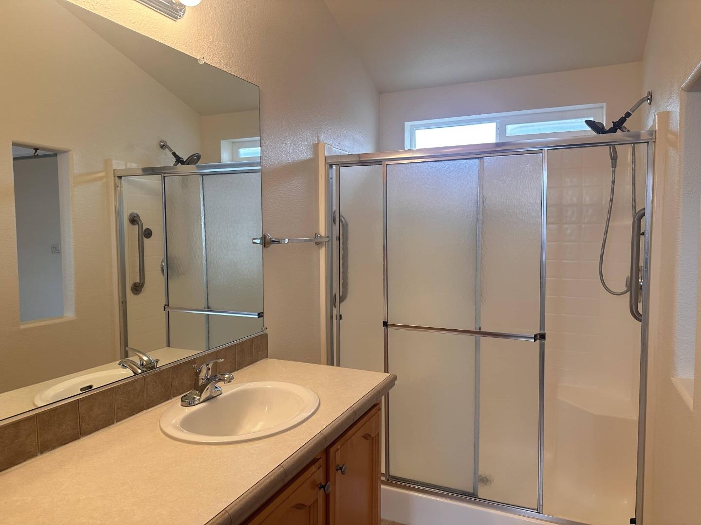 3128 Crescent Unit: 51