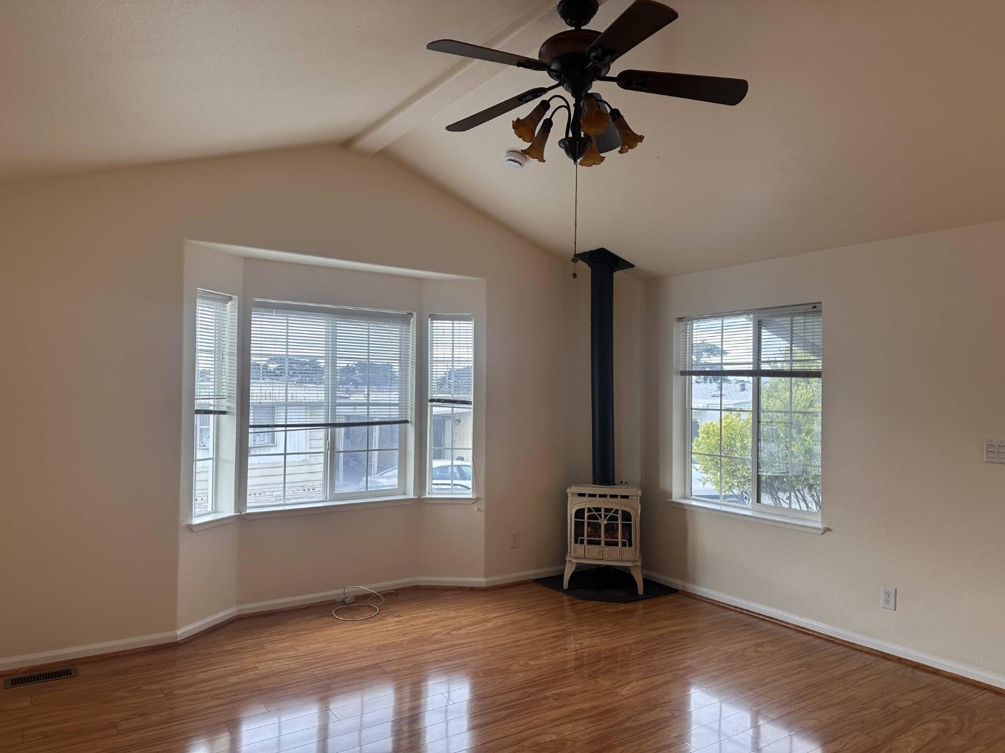3128 Crescent Unit: 51