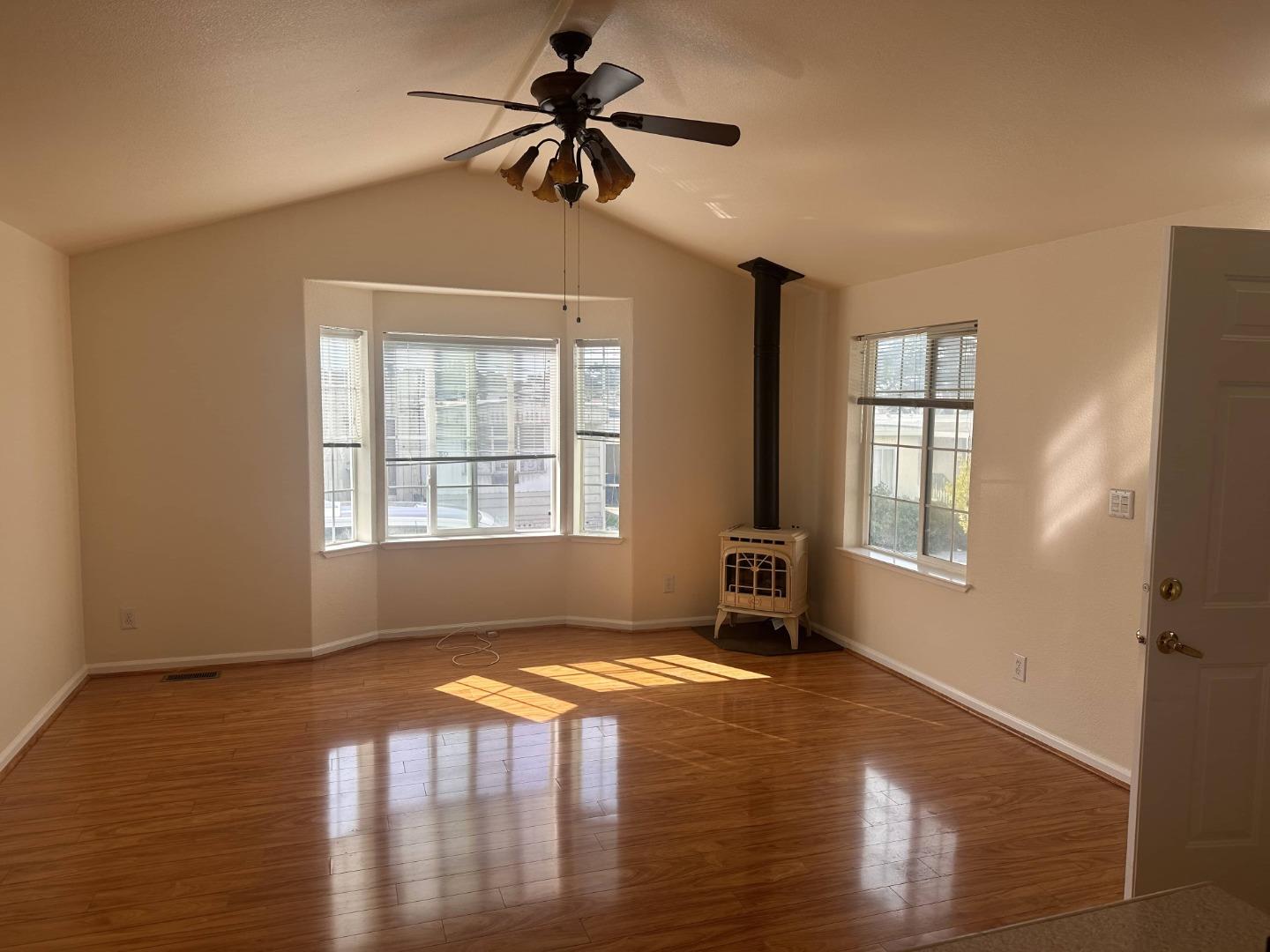 3128 Crescent Unit: 51