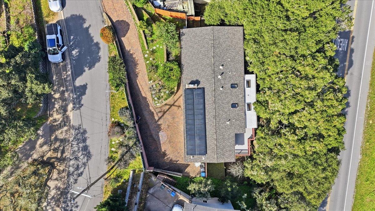 17 Los Encinos Drive