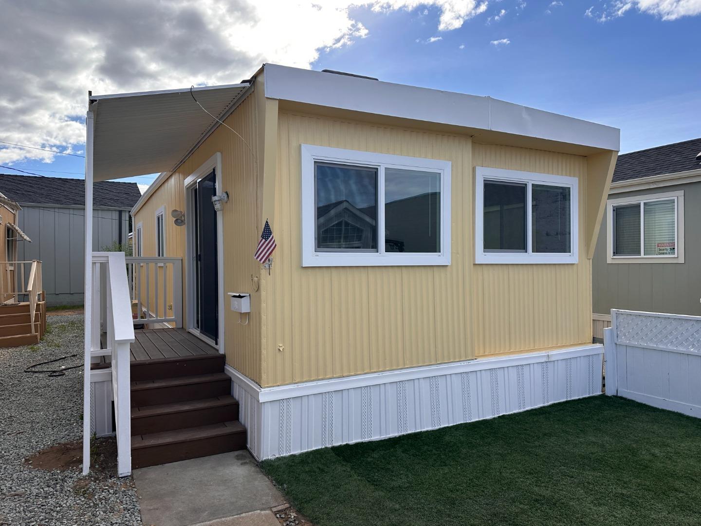 835 Kimball Unit: 43