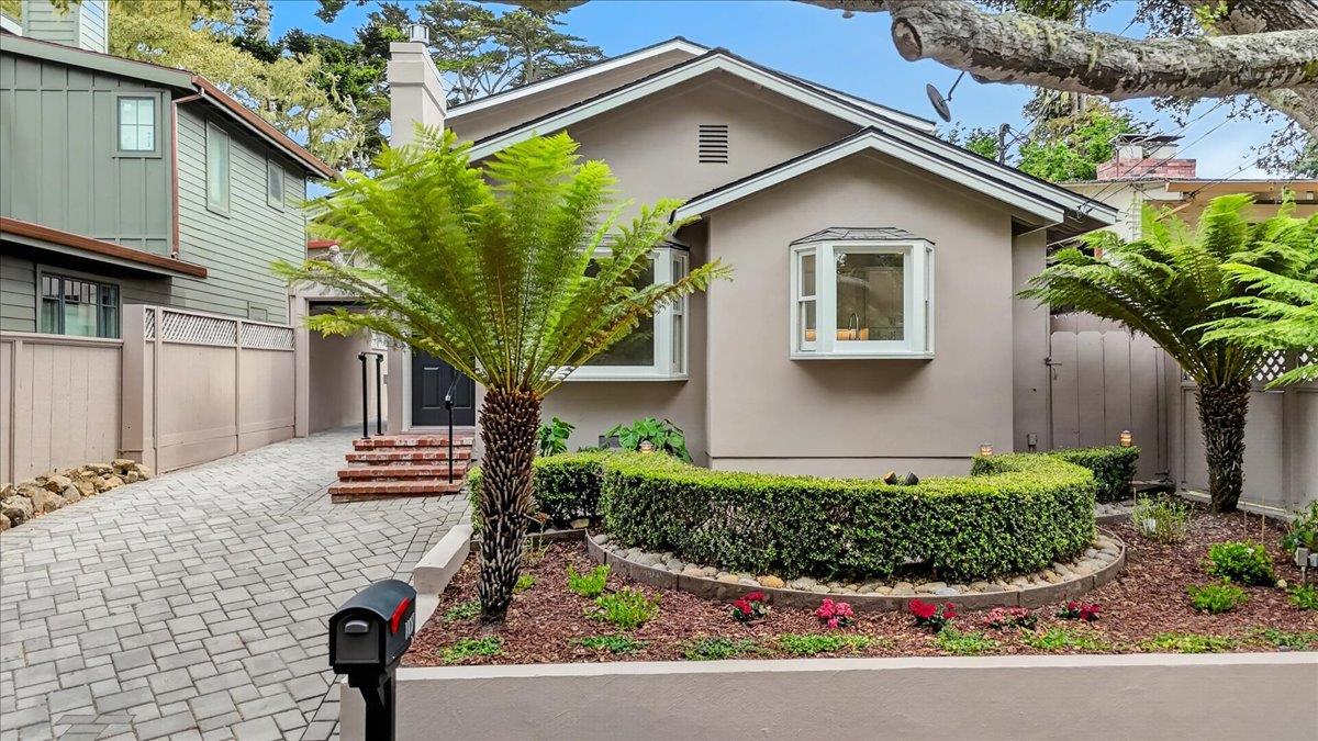 1107 David AVE