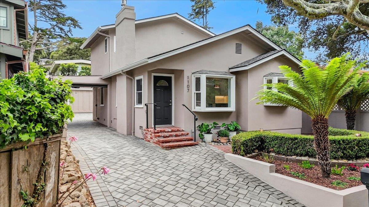 1107 David AVE