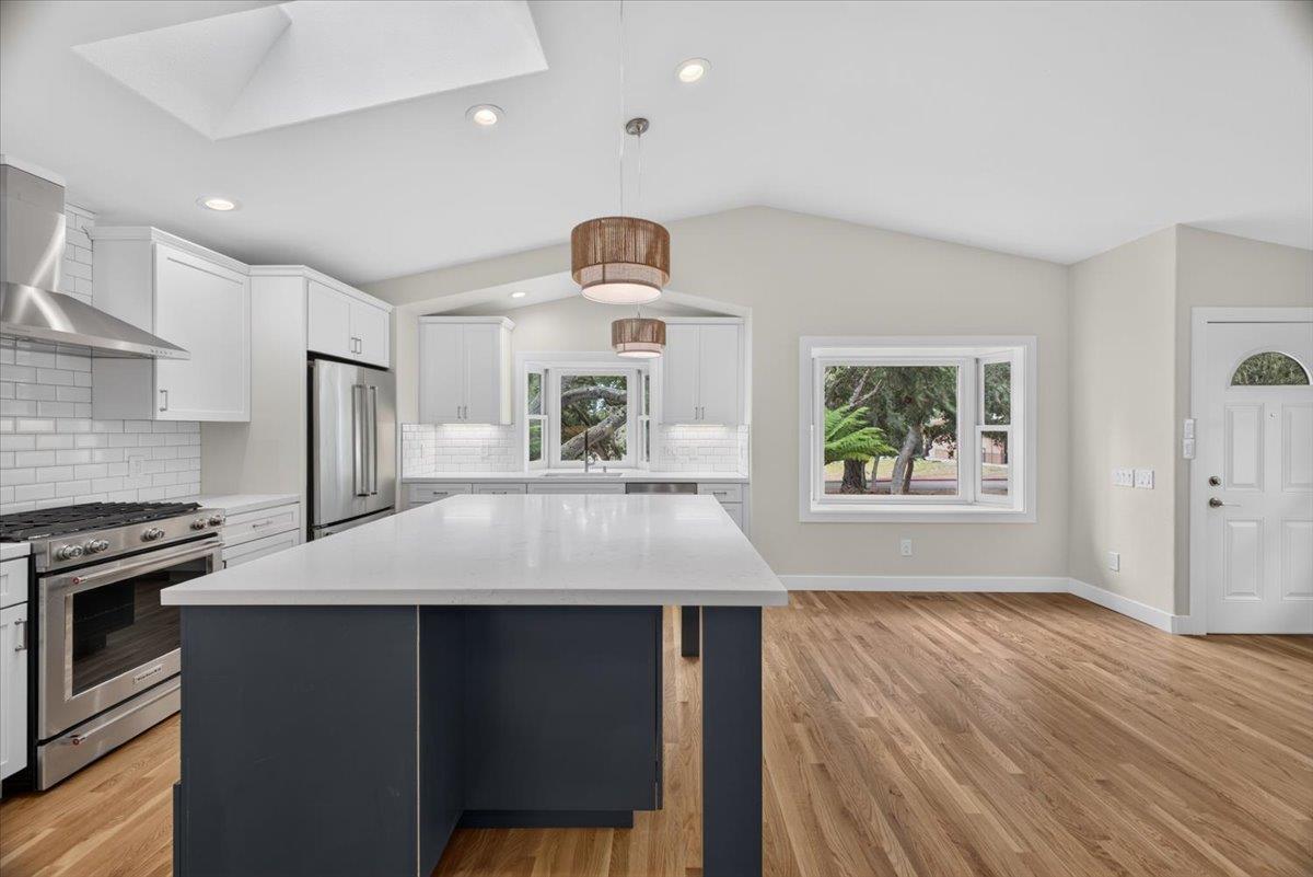 1107 David AVE