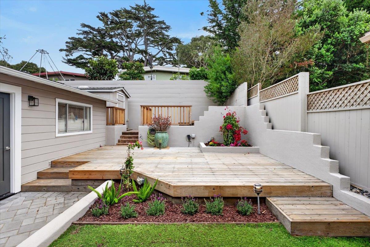 1107 David AVE