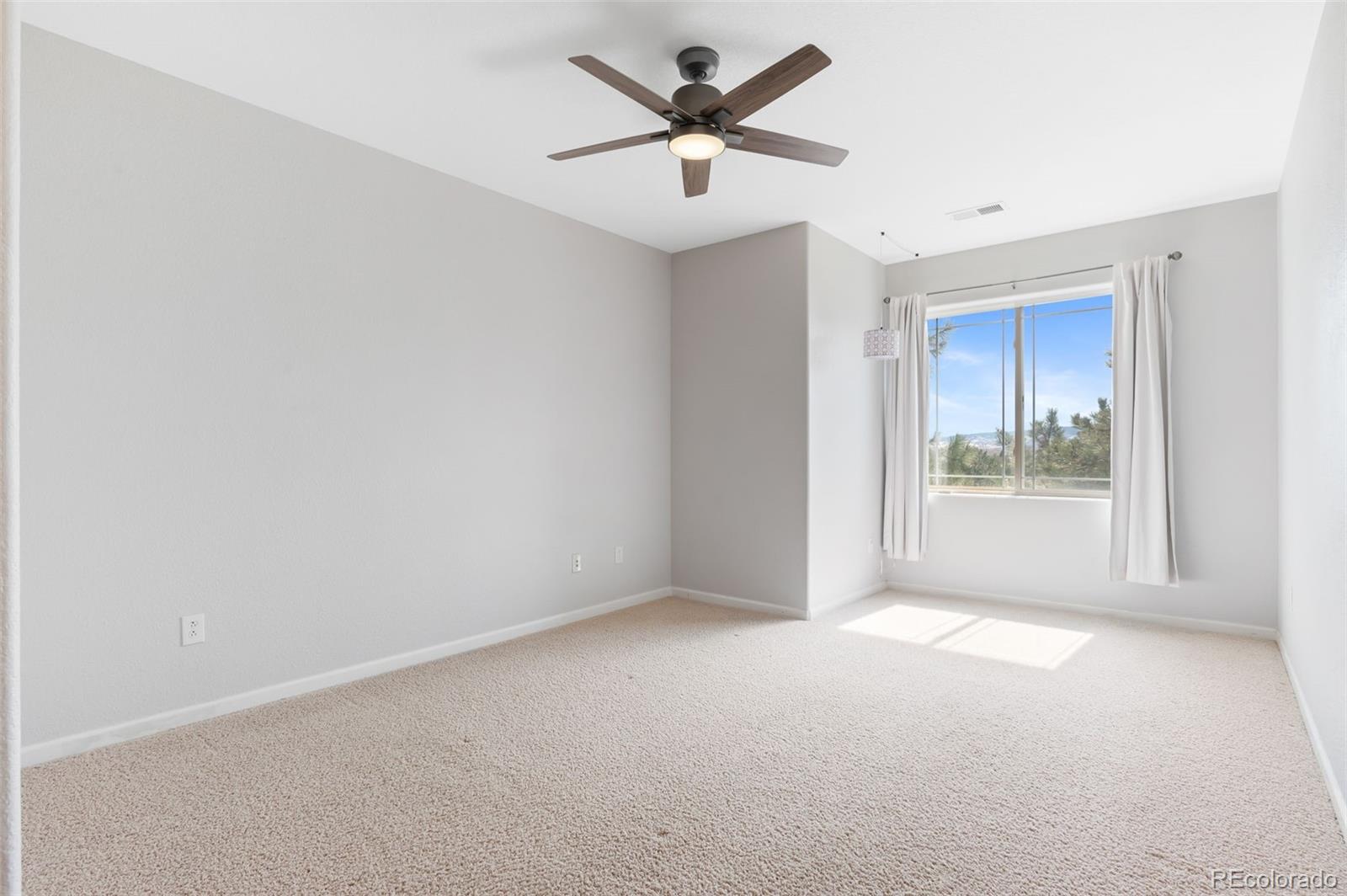 8520 S Holland Lane Unit: 207