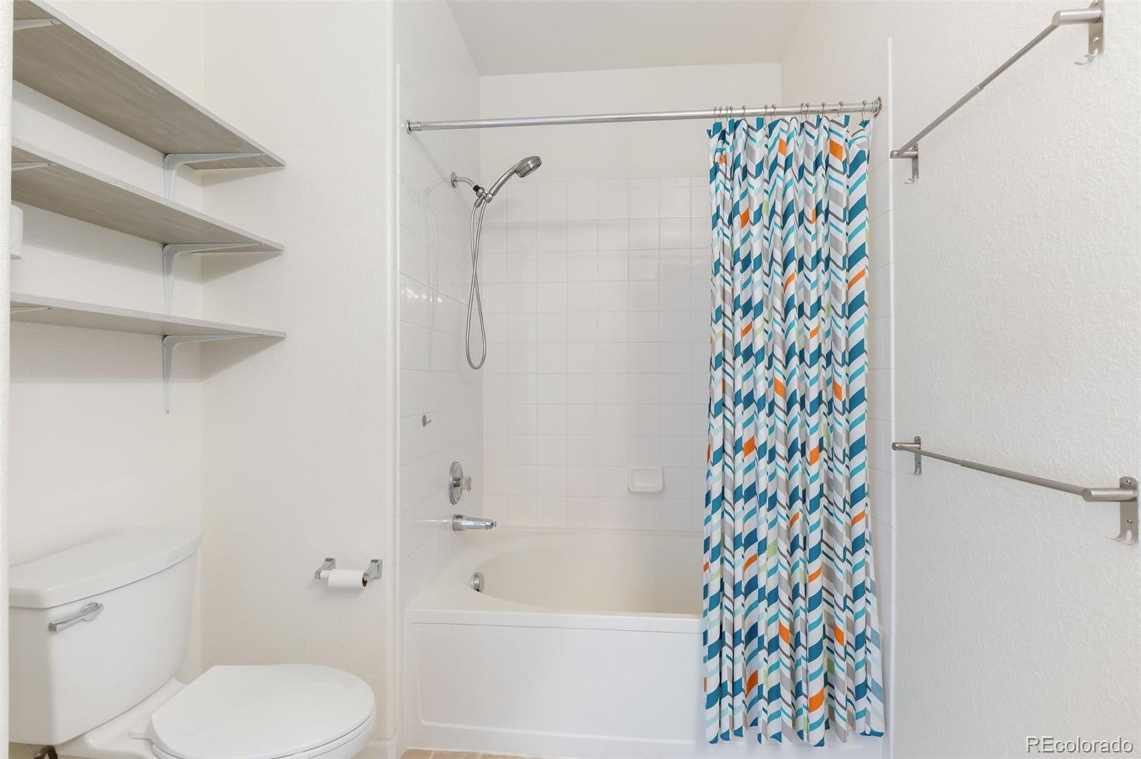 8520 S Holland Lane Unit: 207
