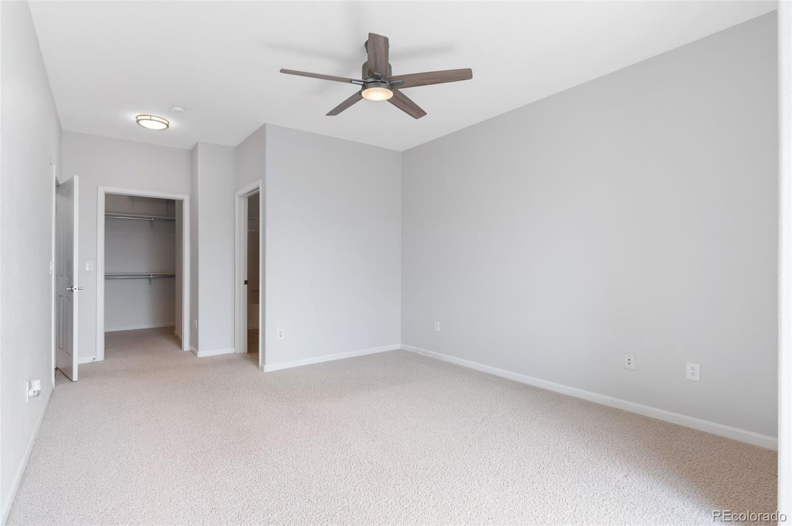 8520 S Holland Lane Unit: 207