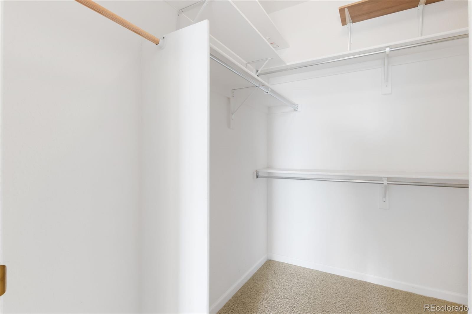 8520 S Holland Lane Unit: 207