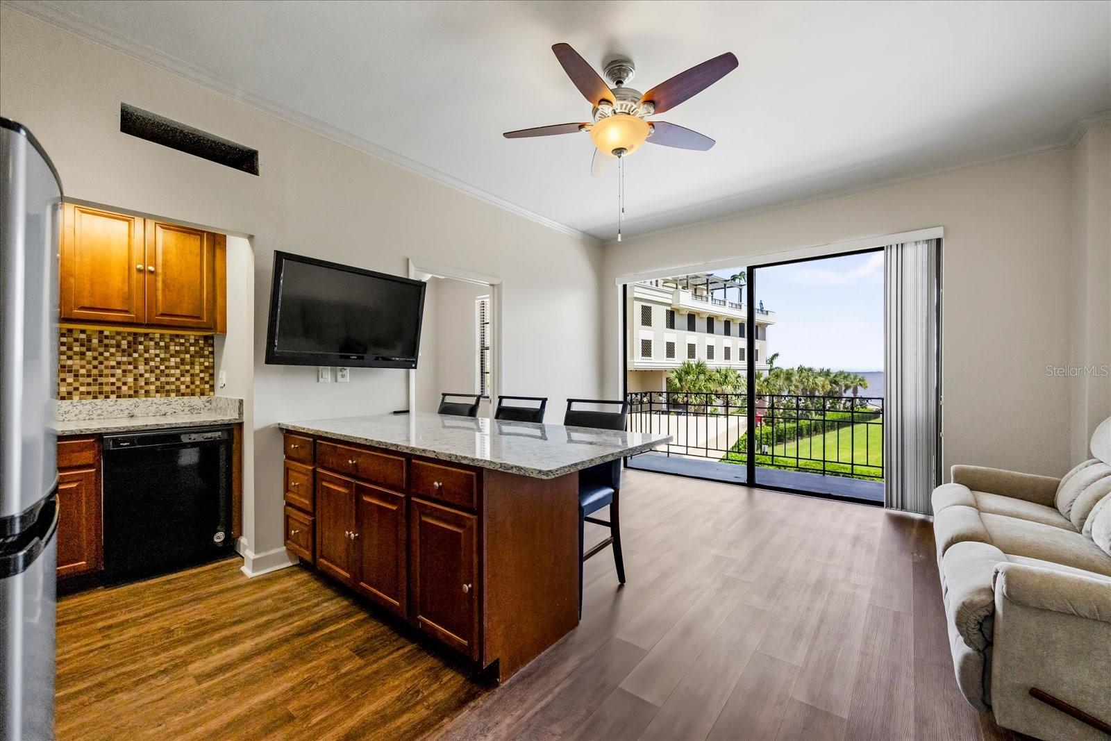 2109 BAYSHORE BLVD #203