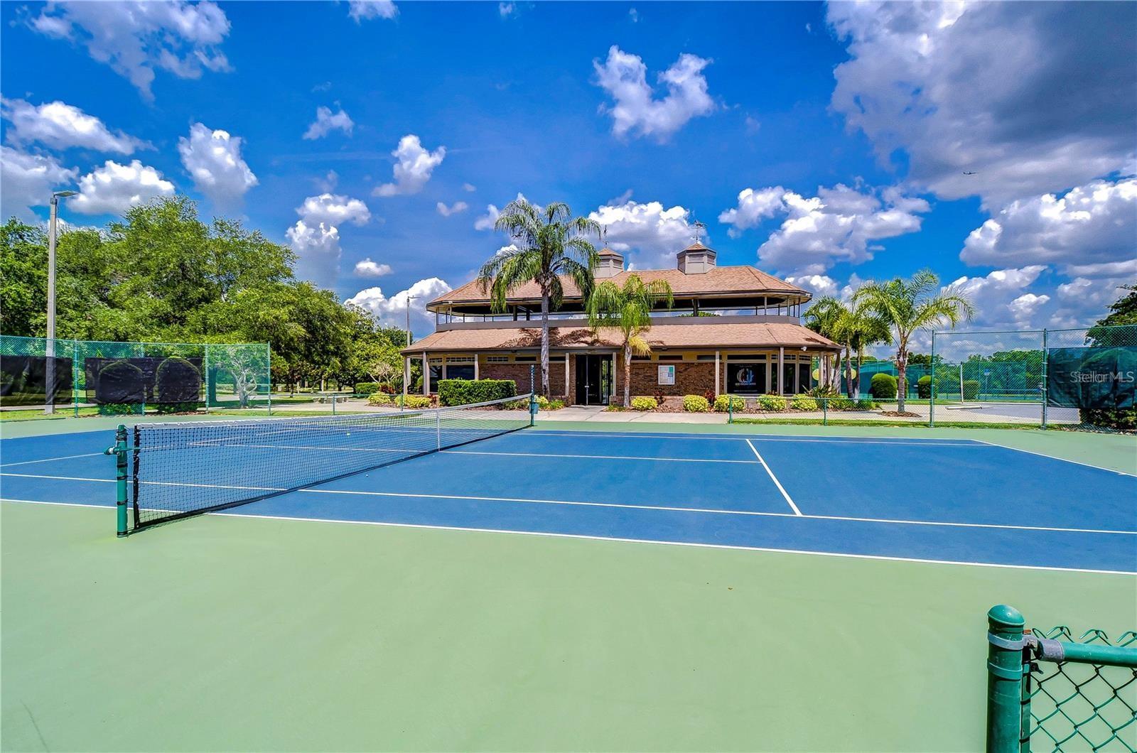 7704 LAKE CYPRESS DR