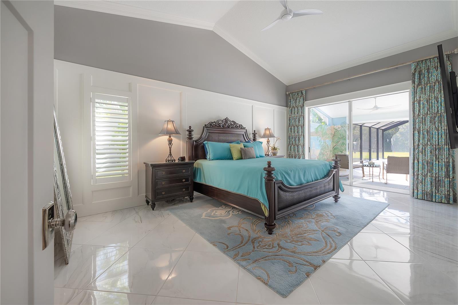 7704 LAKE CYPRESS DR