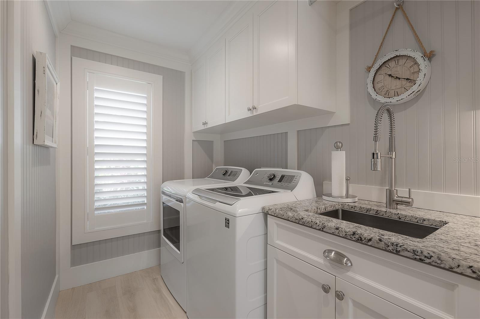 7704 LAKE CYPRESS DR