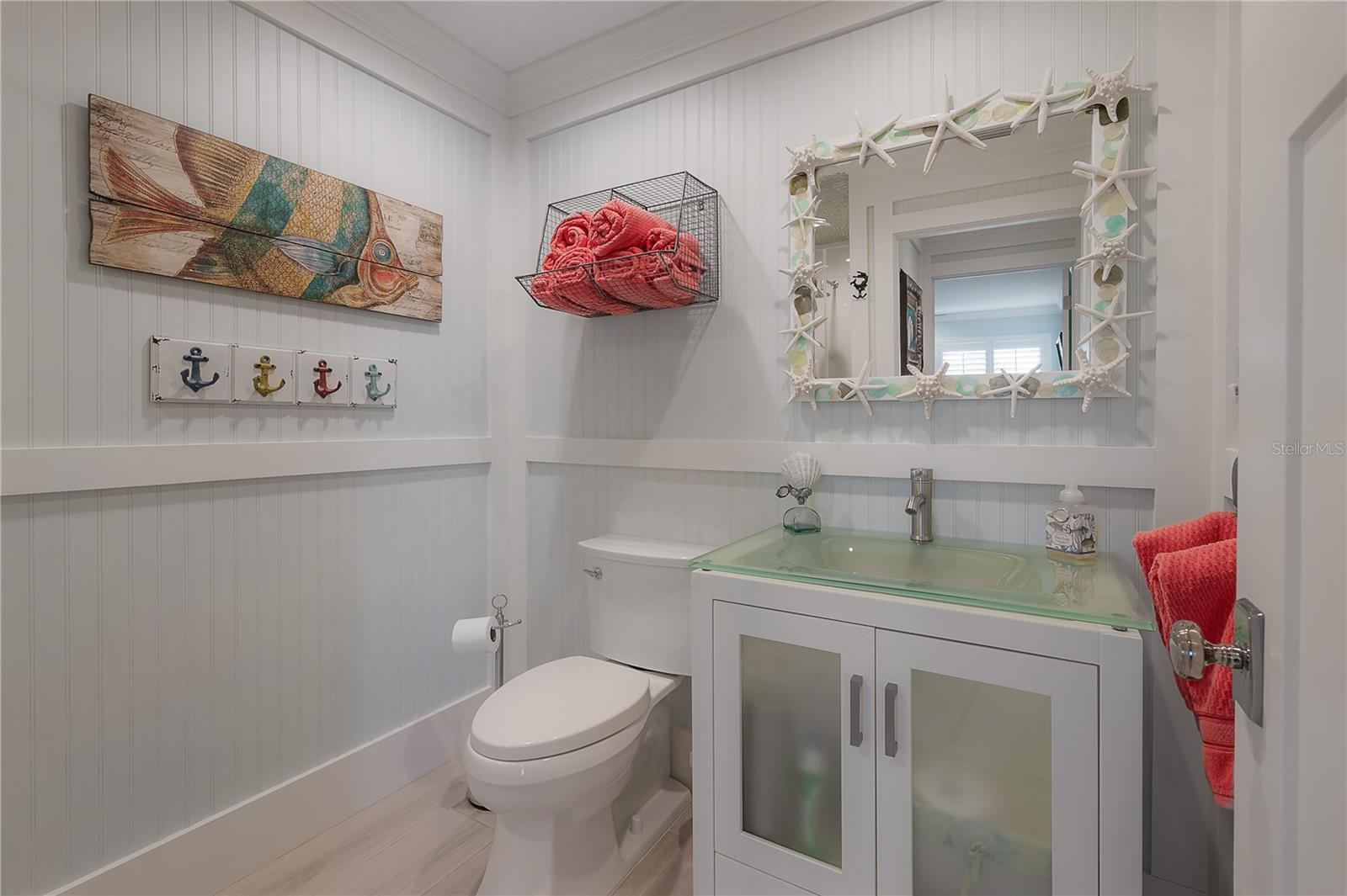 7704 LAKE CYPRESS DR