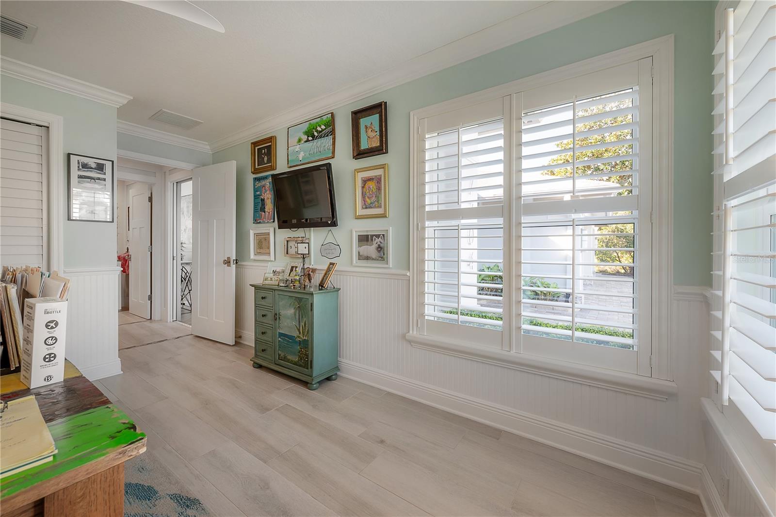 7704 LAKE CYPRESS DR