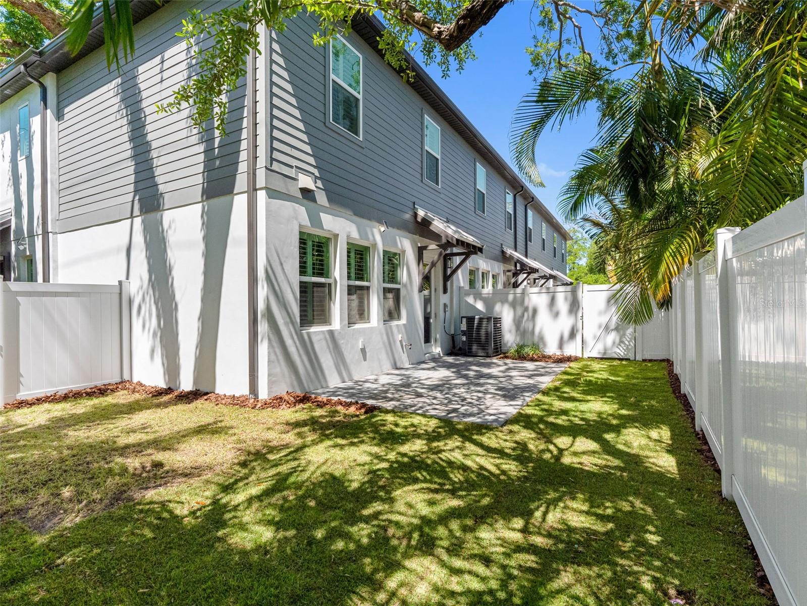 410 S CHURCH AVE