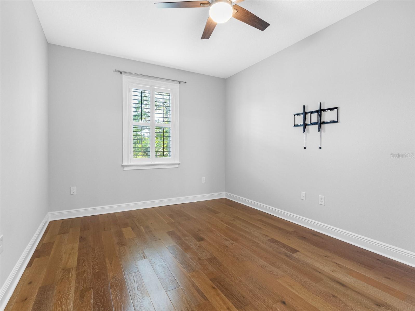 410 S CHURCH AVE