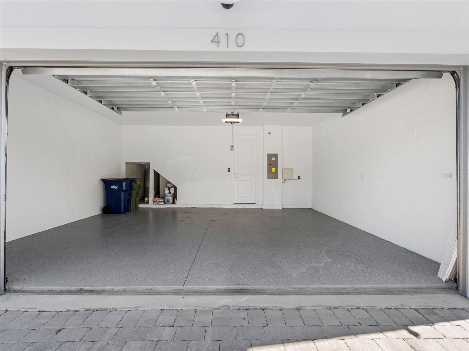 410 S CHURCH AVE