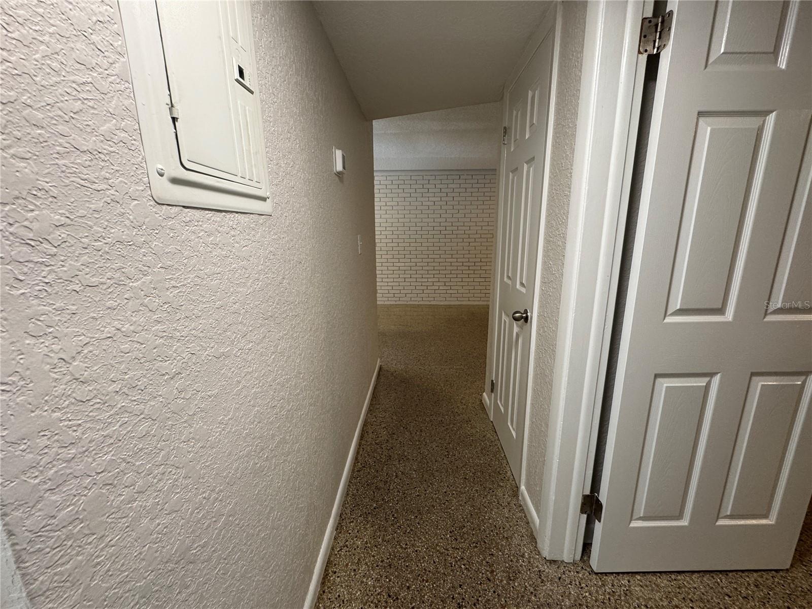 212 S CHURCH AVE #105