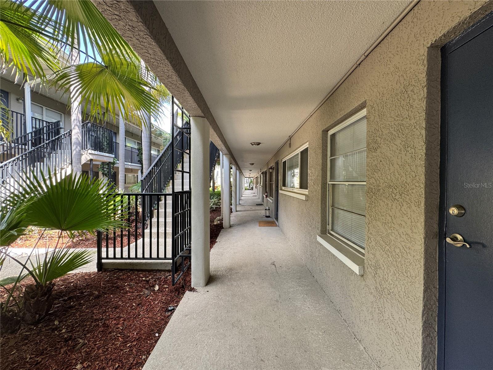 212 S CHURCH AVE #105