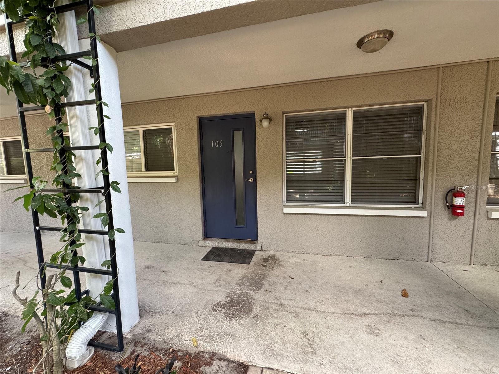 212 S CHURCH AVE #105