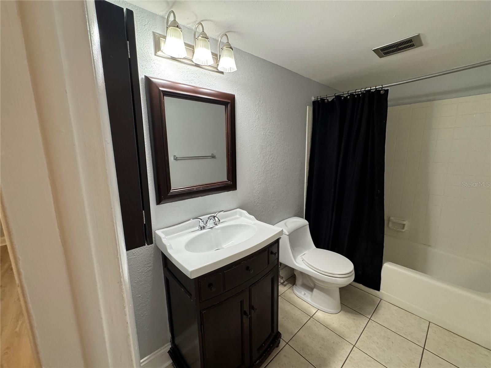 120 S CHURCH AVE #211