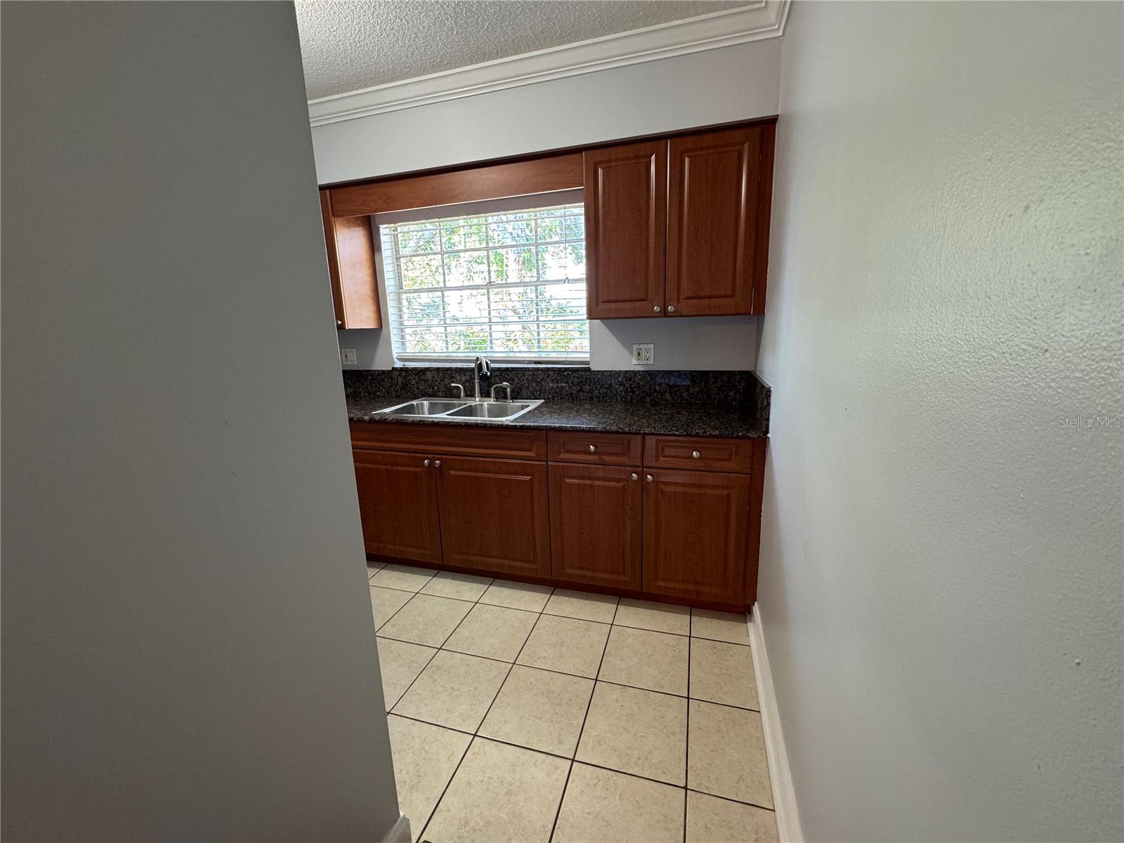 120 S CHURCH AVE #211