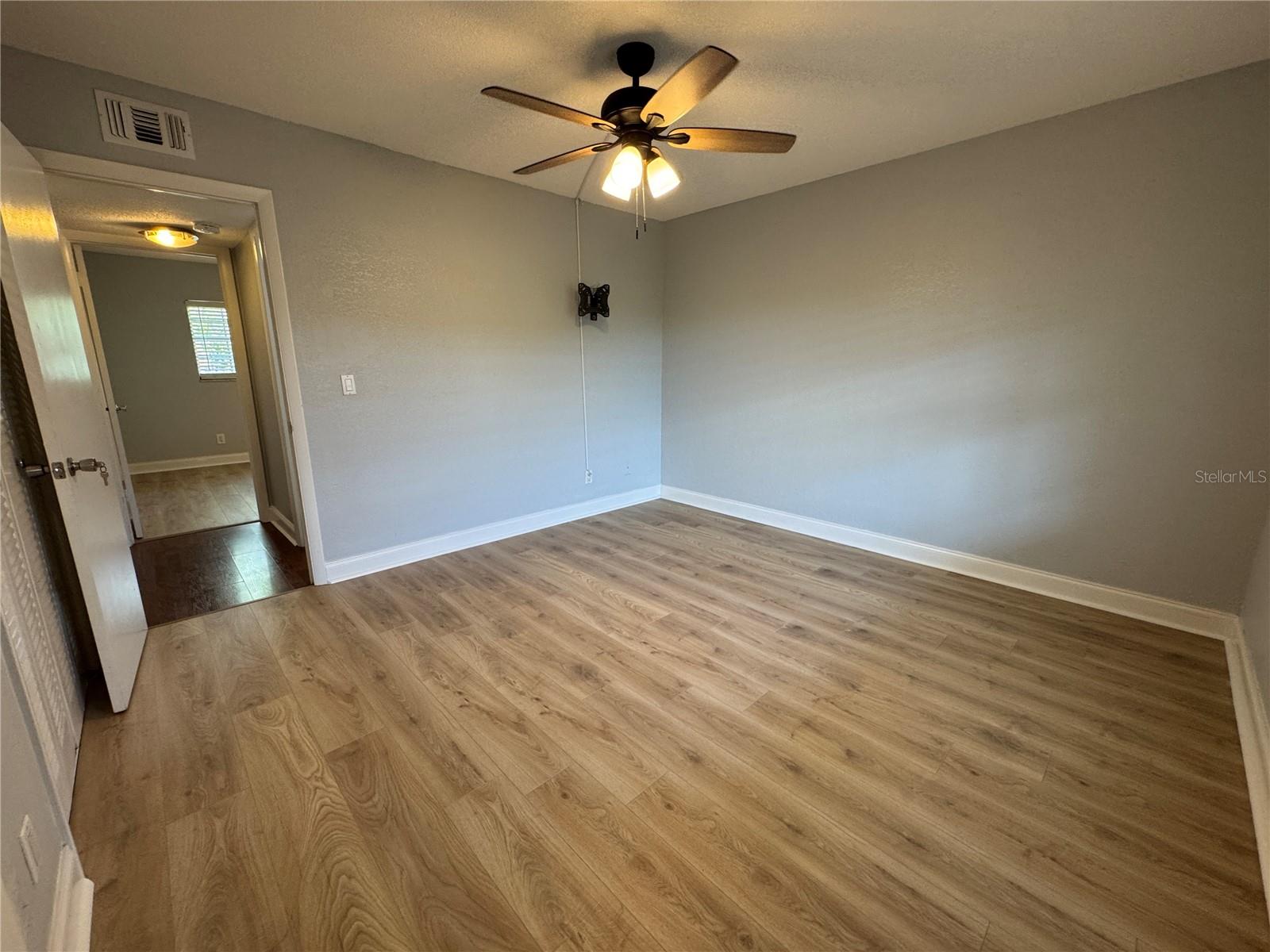 120 S CHURCH AVE #211
