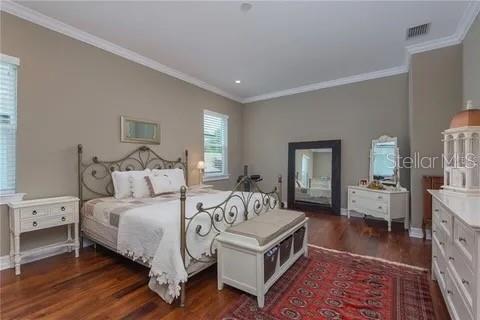 3101 LACY LEAF CT