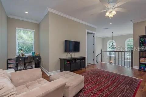 3101 LACY LEAF CT