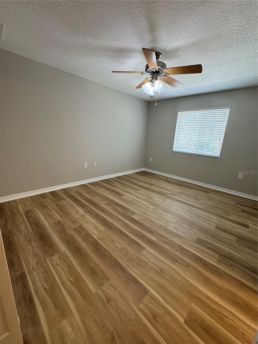 8552 TRAIL WIND DR