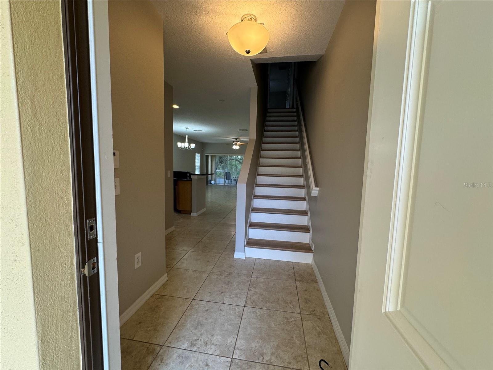 8552 TRAIL WIND DR