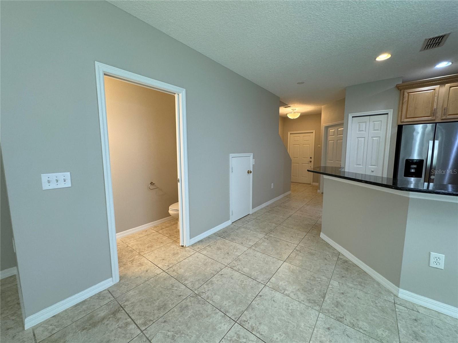 8552 TRAIL WIND DR