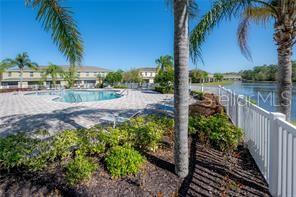 8552 TRAIL WIND DR