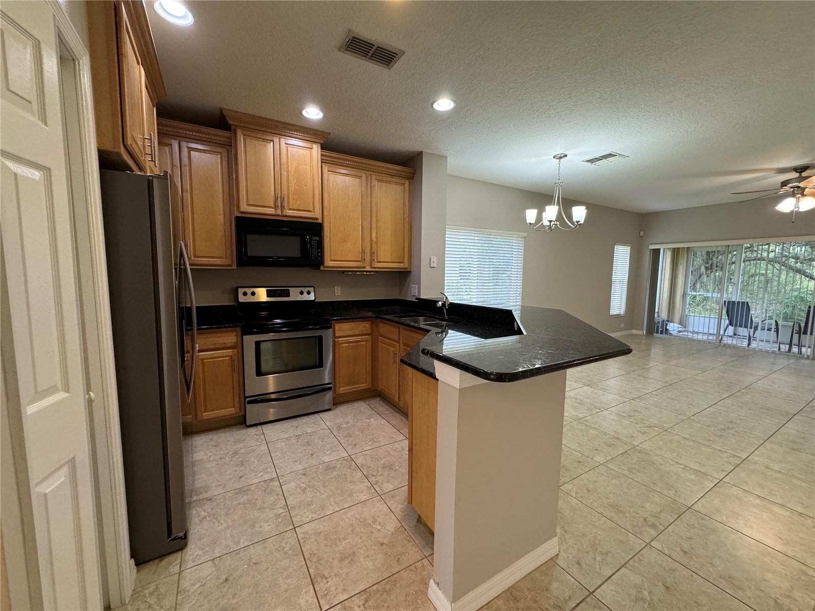 8552 TRAIL WIND DR