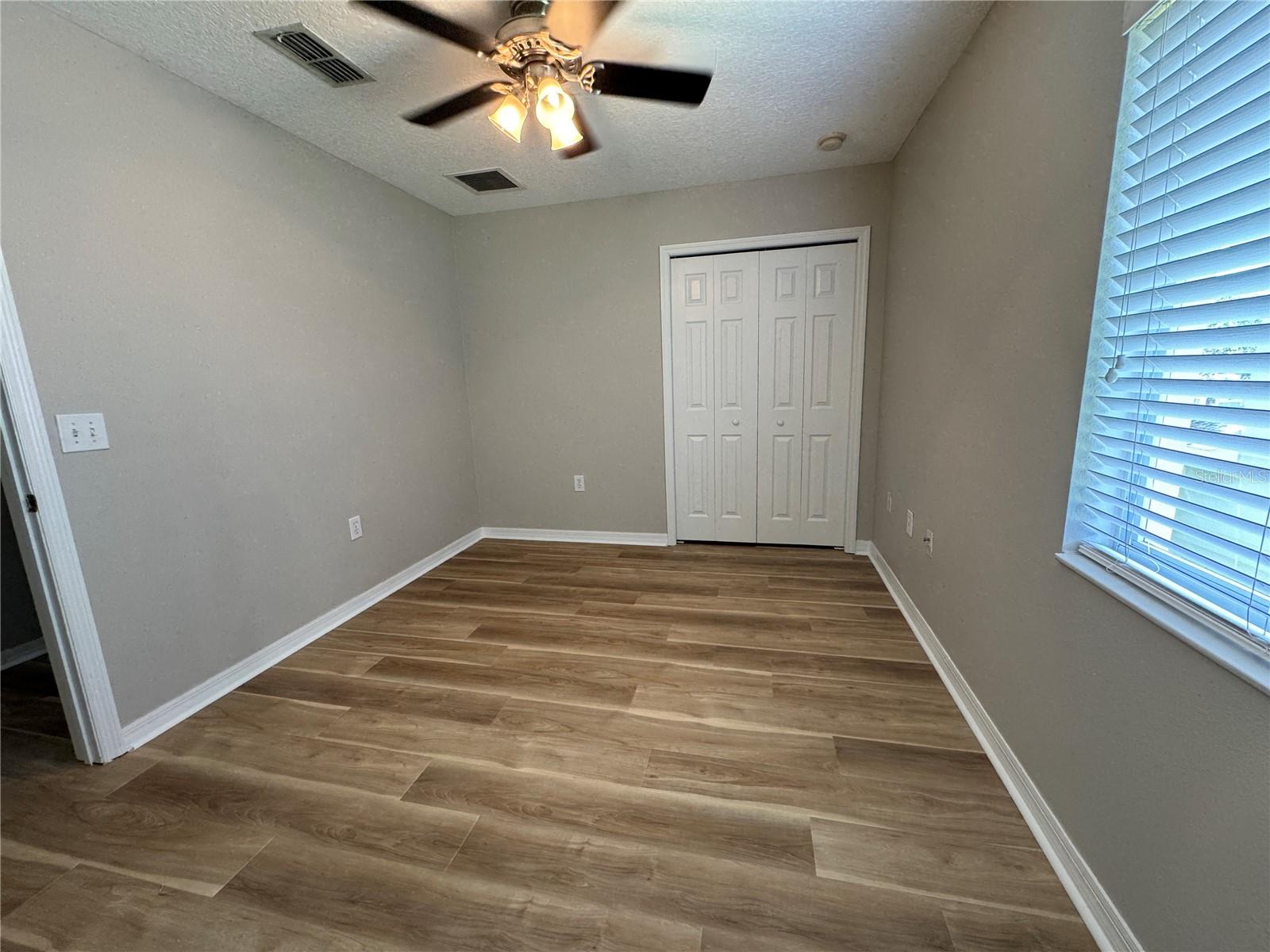 8552 TRAIL WIND DR