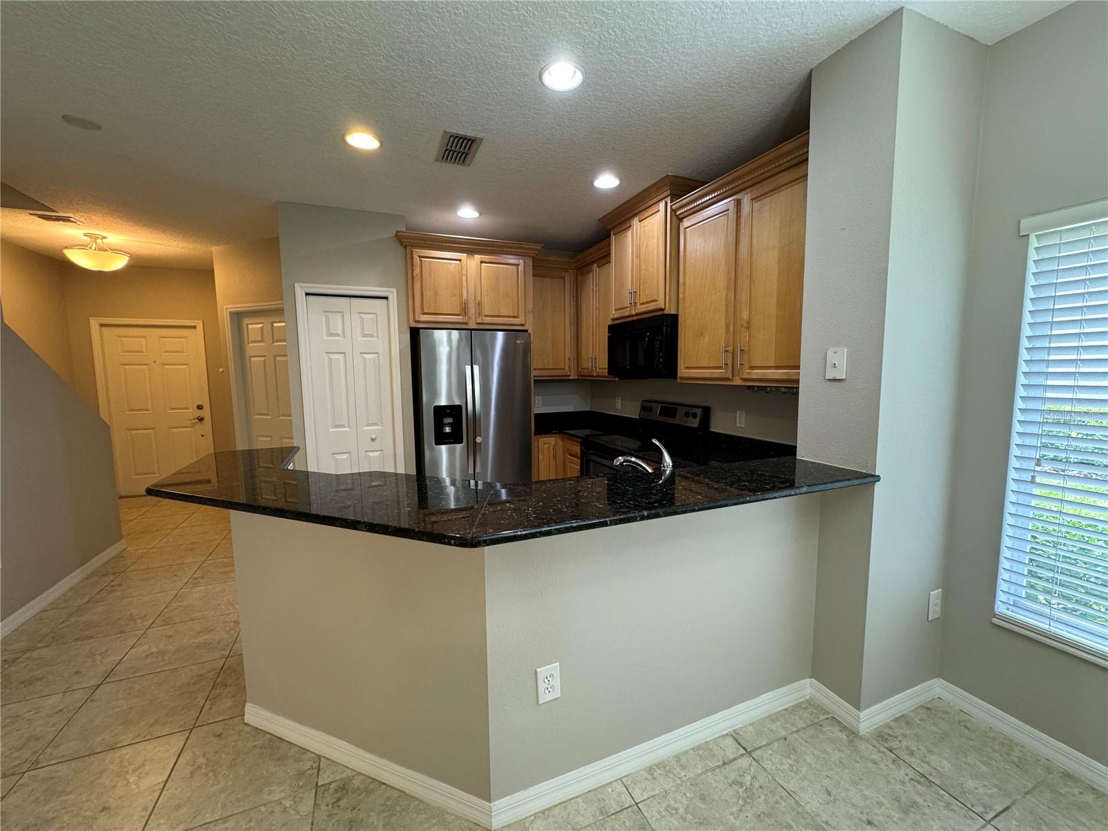 8552 TRAIL WIND DR