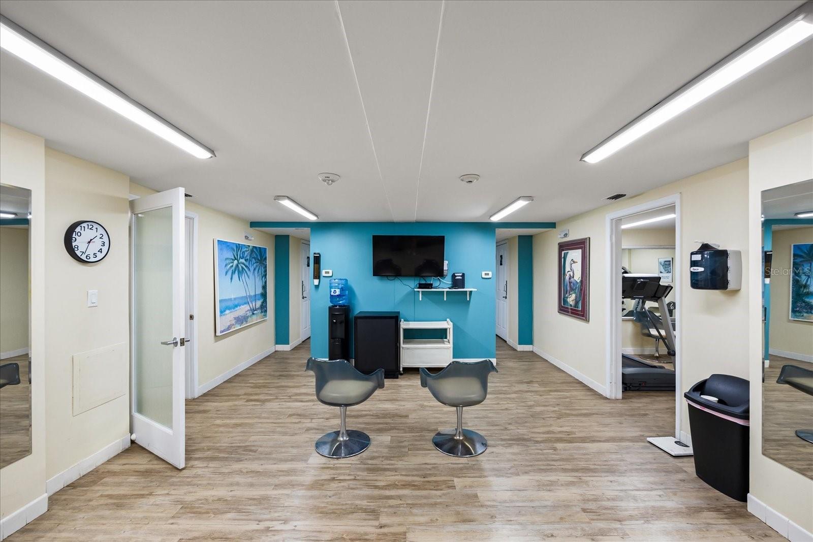 5200 BRITTANY DR S #303