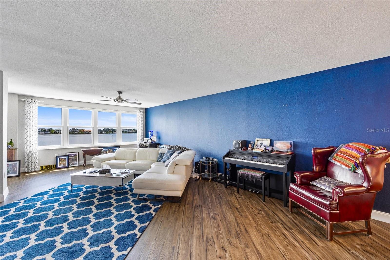 5200 BRITTANY DR S #303