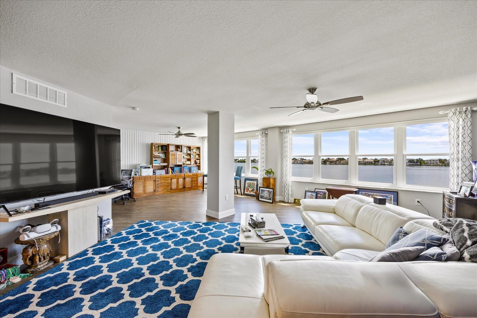 5200 BRITTANY DR S #303