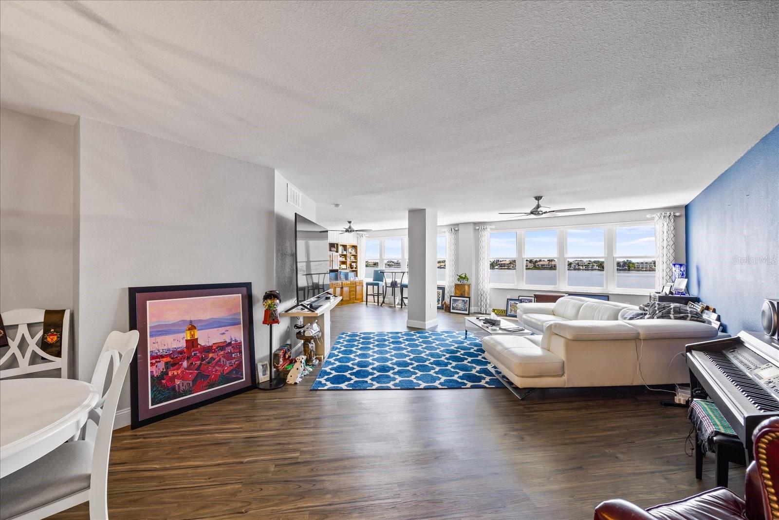 5200 BRITTANY DR S #303