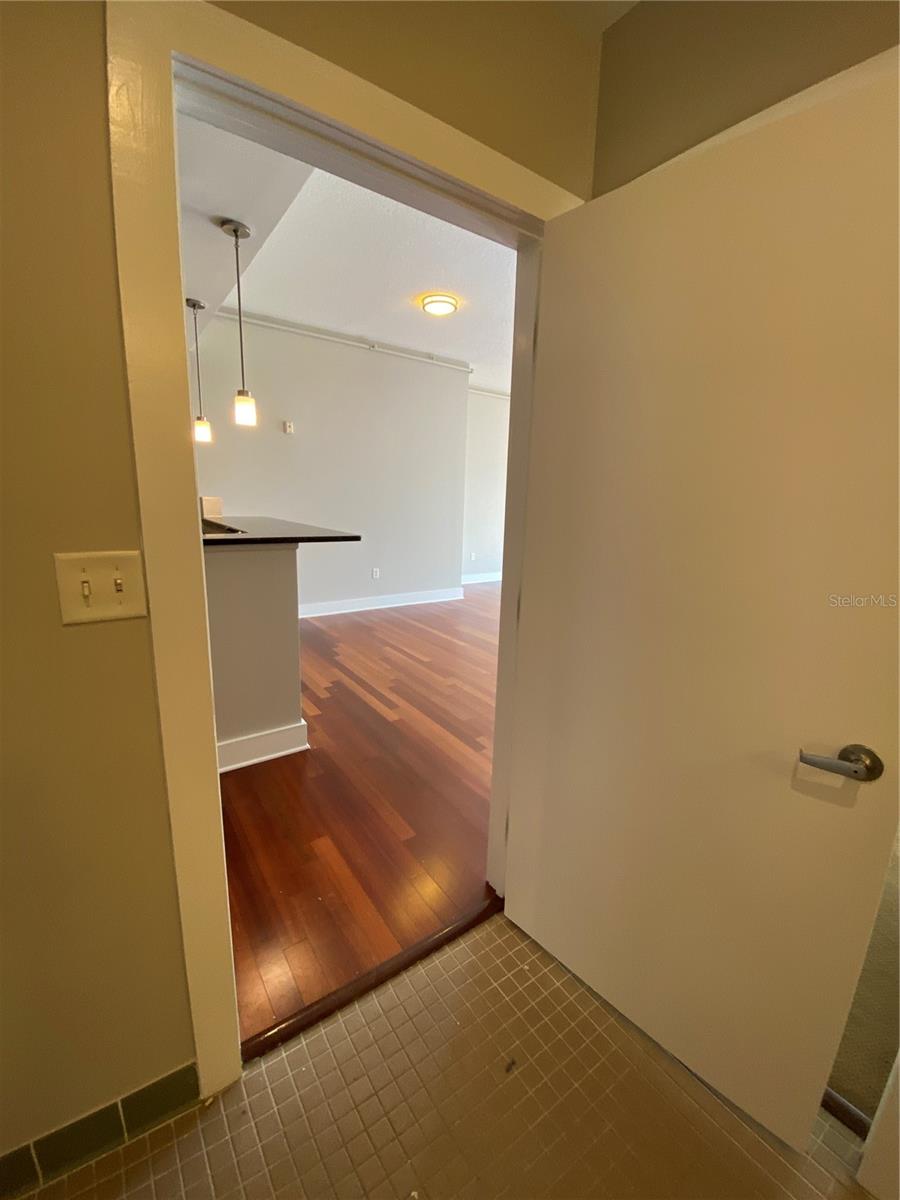 1501 DOYLE CARLTON DR #305