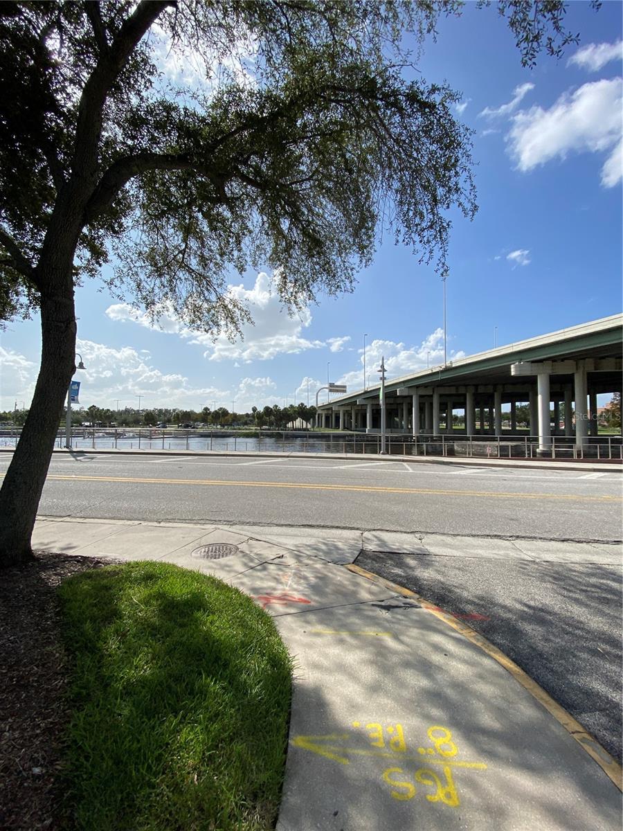 1501 DOYLE CARLTON DR #305